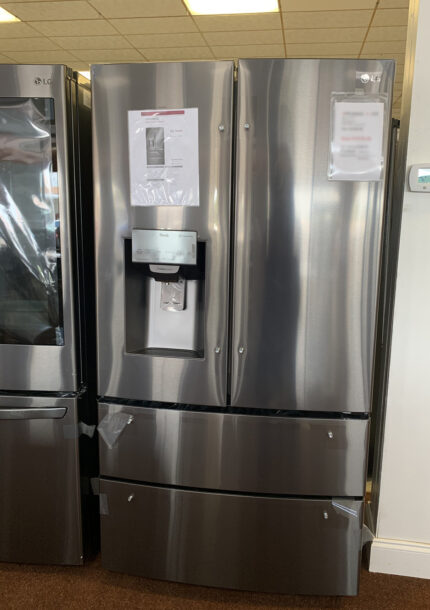 28 cu.ft. Smart wi-fi Enabled French Door Refrigerator