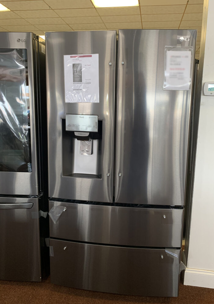 28 cu.ft. Smart wi-fi Enabled French Door Refrigerator